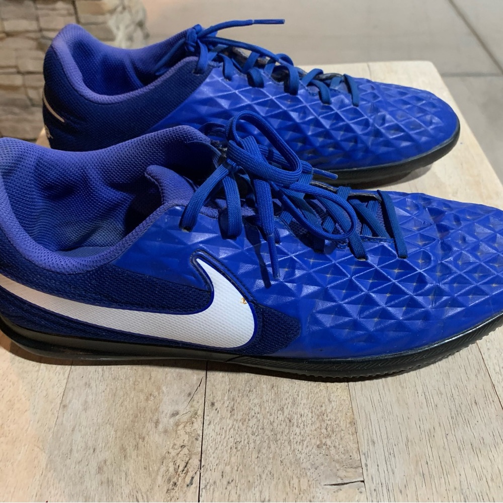 Nike Tiempo Men’s Size 11.5 (Used) - Picture 2 of 4